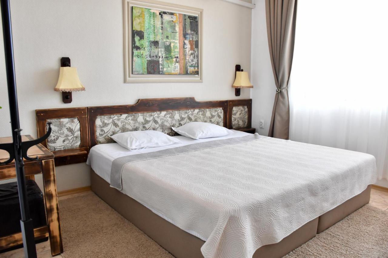 Family Hotel Apolonia Созополь Экстерьер фото